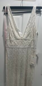 Mac Duggal 5669 - Size 10 White Plunging V-Neck Evening Dress - Image 6