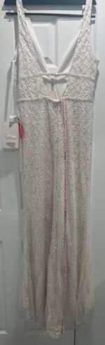 Mac Duggal 5669 - Size 10 White Plunging V-Neck Evening Dress - Image 7